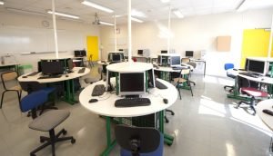 salle info vide