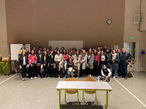 groupe-eleves-proviseur-lycée-forum